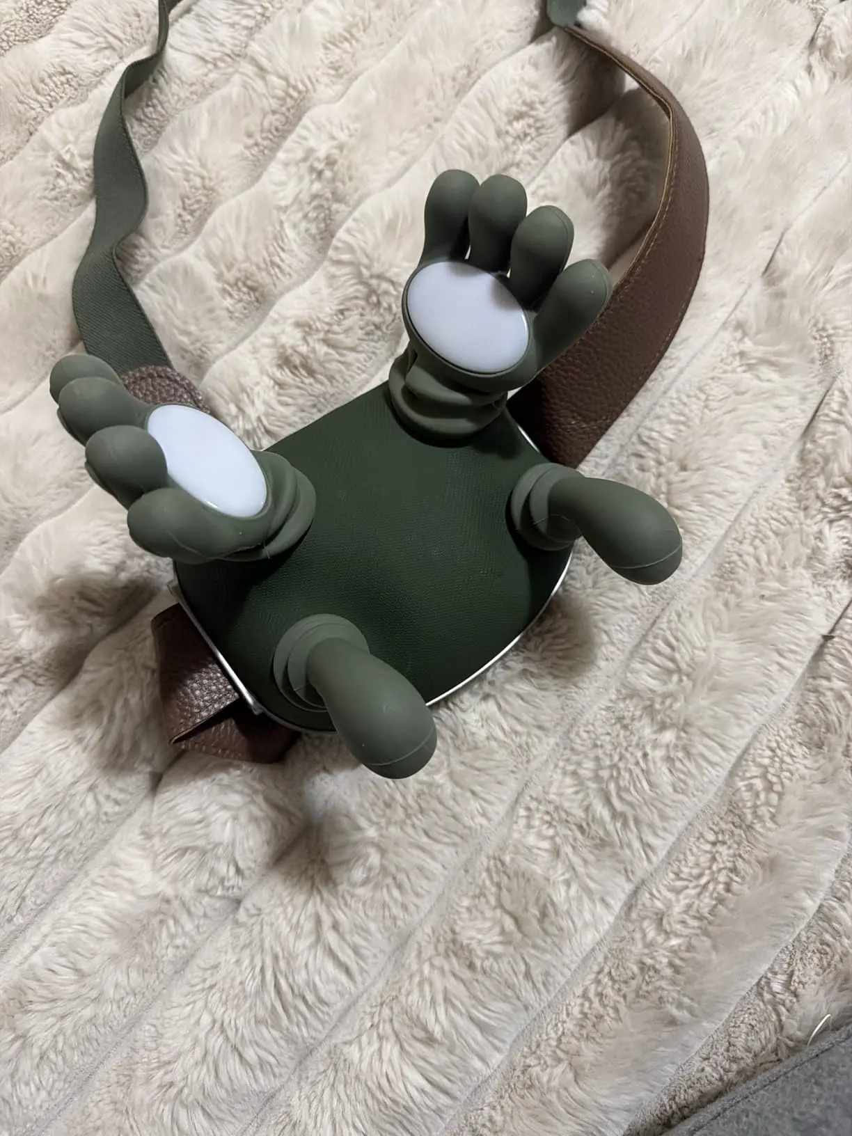 Masajer portabil reîncărcabil, fotografie client 3